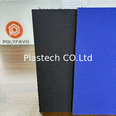 7mm Czarna Płyta Plastikowa Panele Lotnicze Lekkie 2800gsm Akcesoria do skrzyń lotniczych Panel z tworzywa PP o strukturze plastra miodu