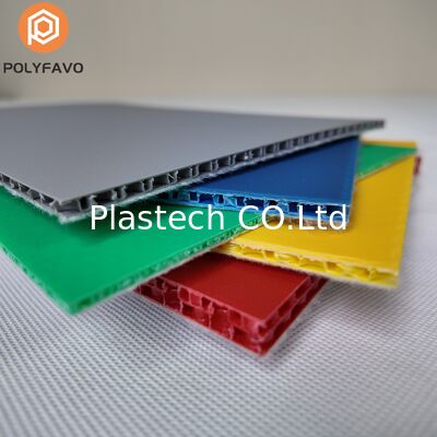 5mm Plastikowa płyta ochronna podłogi 	 mata podłogowa z filcem PP Polipropylenowa płyta o strukturze plastra miodu tymczasowa ochrona podłogi